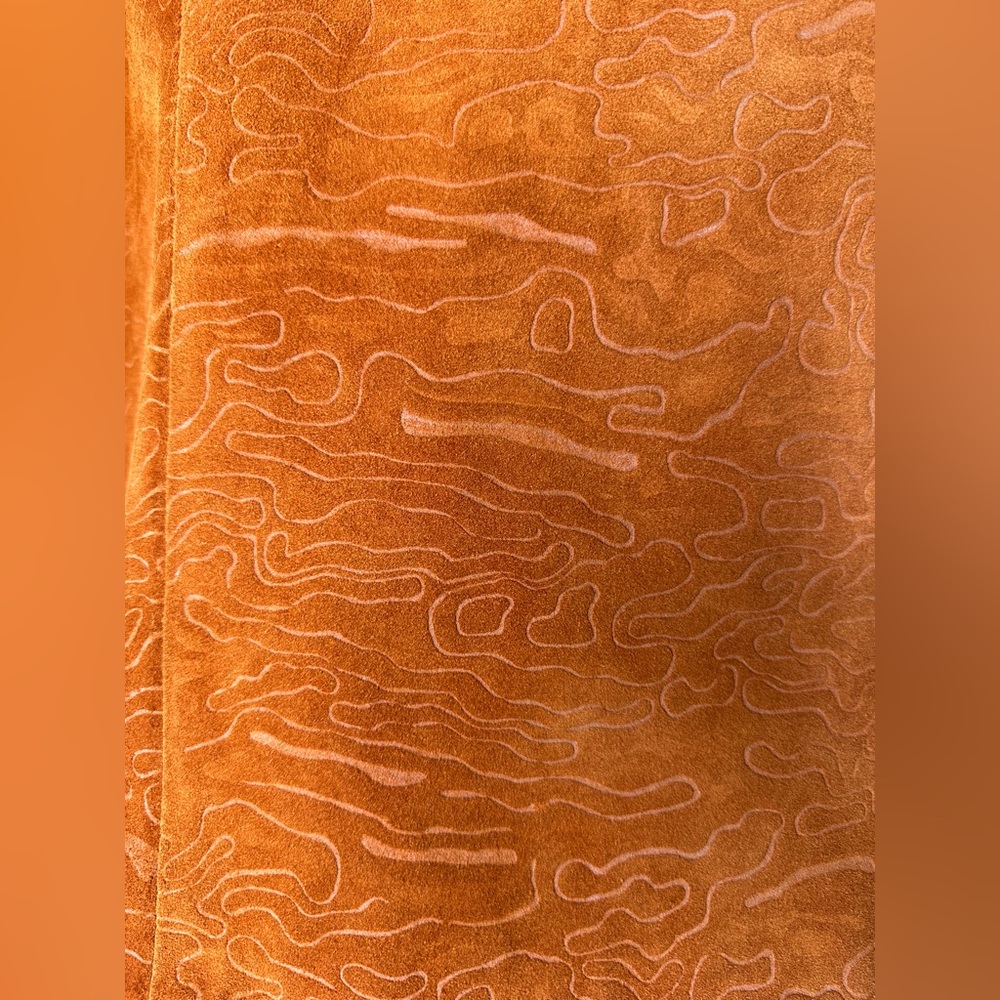 Vintage M stunning rust brown embossed swirl suede vest - Picture 5 of 6